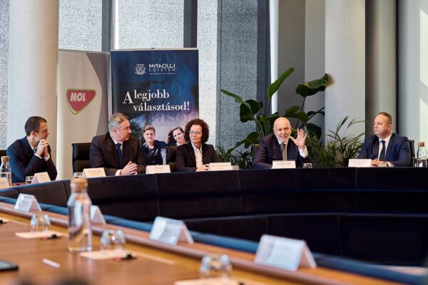 MOL Miskolci egyetem együttműködés