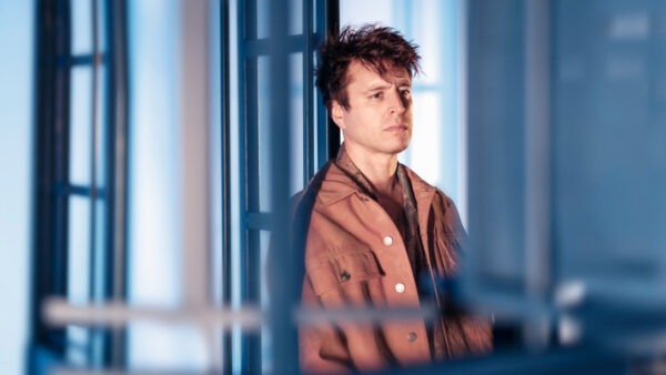 krum pesti színház bemutató vígszínház