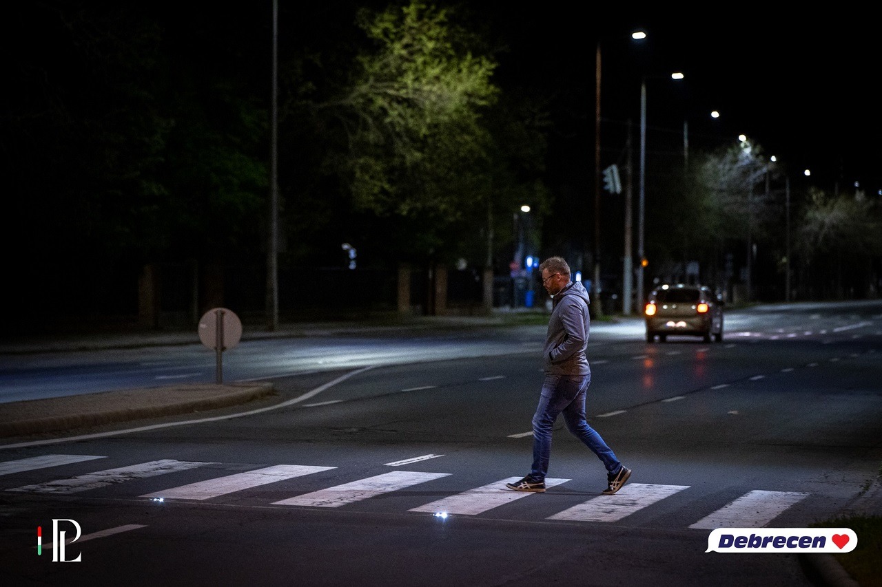 safe cross okoszebra