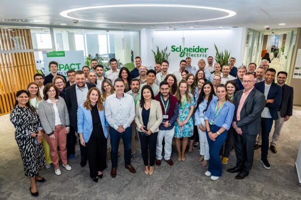 Europe Services Hub schneider electric