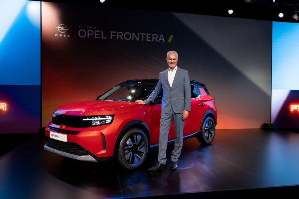 opel frontera bemutató
