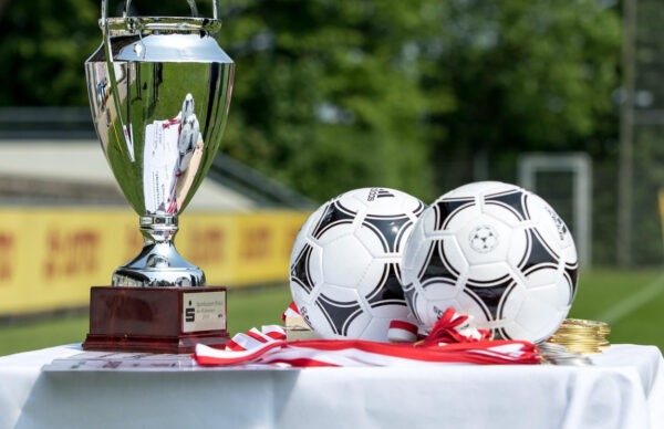 UEFA Nemzetek Ligája focilabda