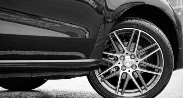 erősített gumiabroncs autógumi