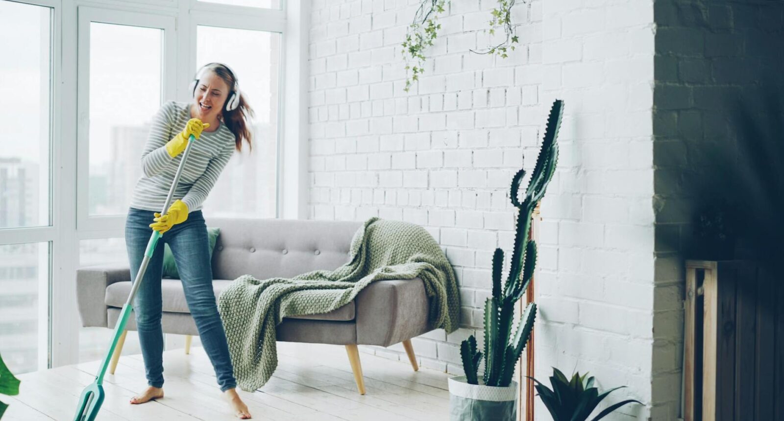 modern padlótisztítás